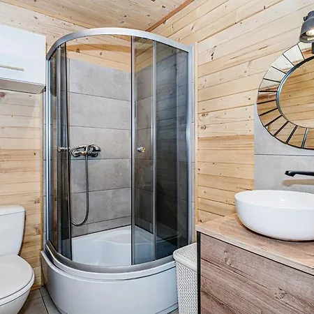 Holiday home Lesny Nad Jeziorem Budziszewskim Wielkopolska *